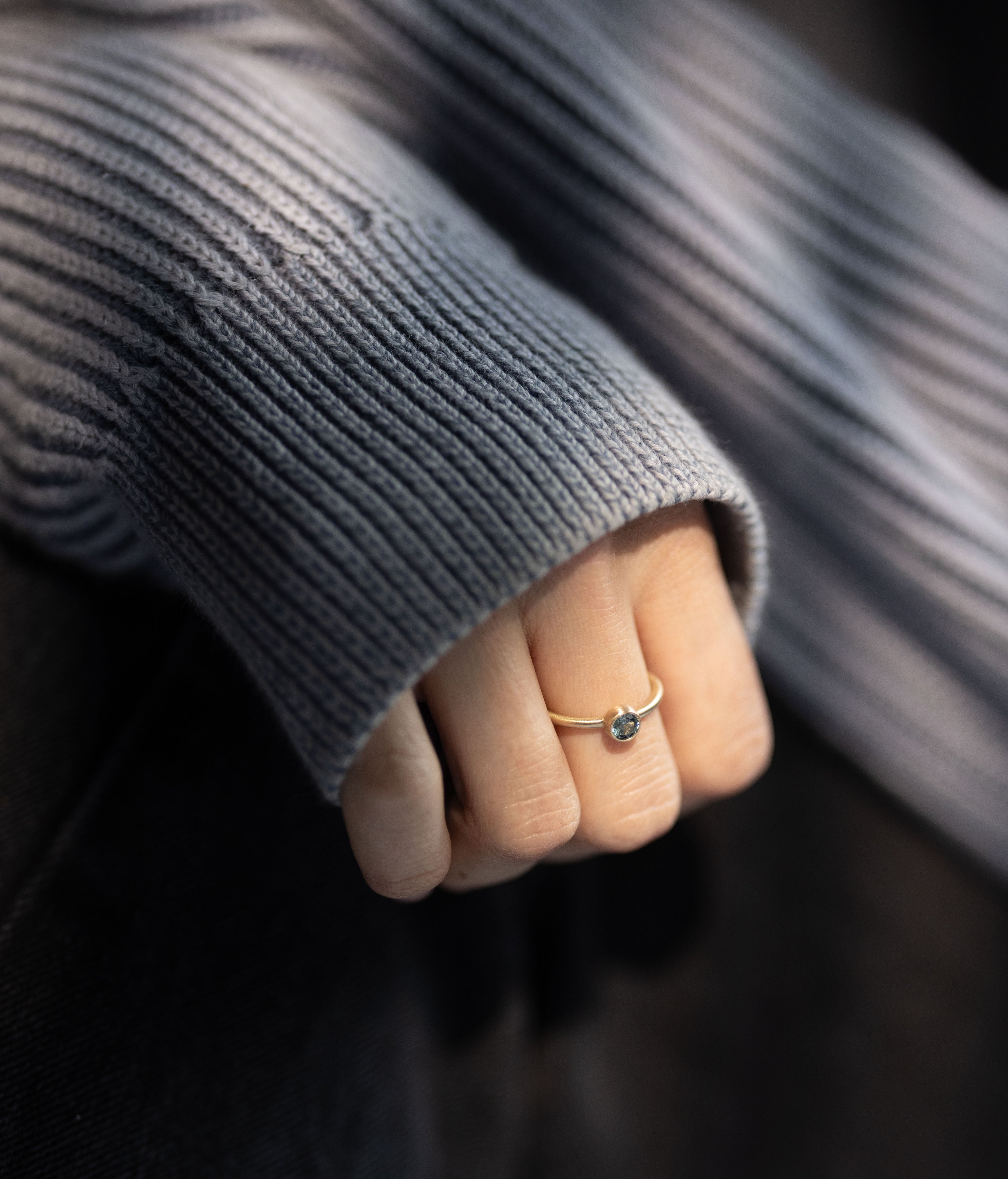 KUGEL SAPHIR RING 5.7