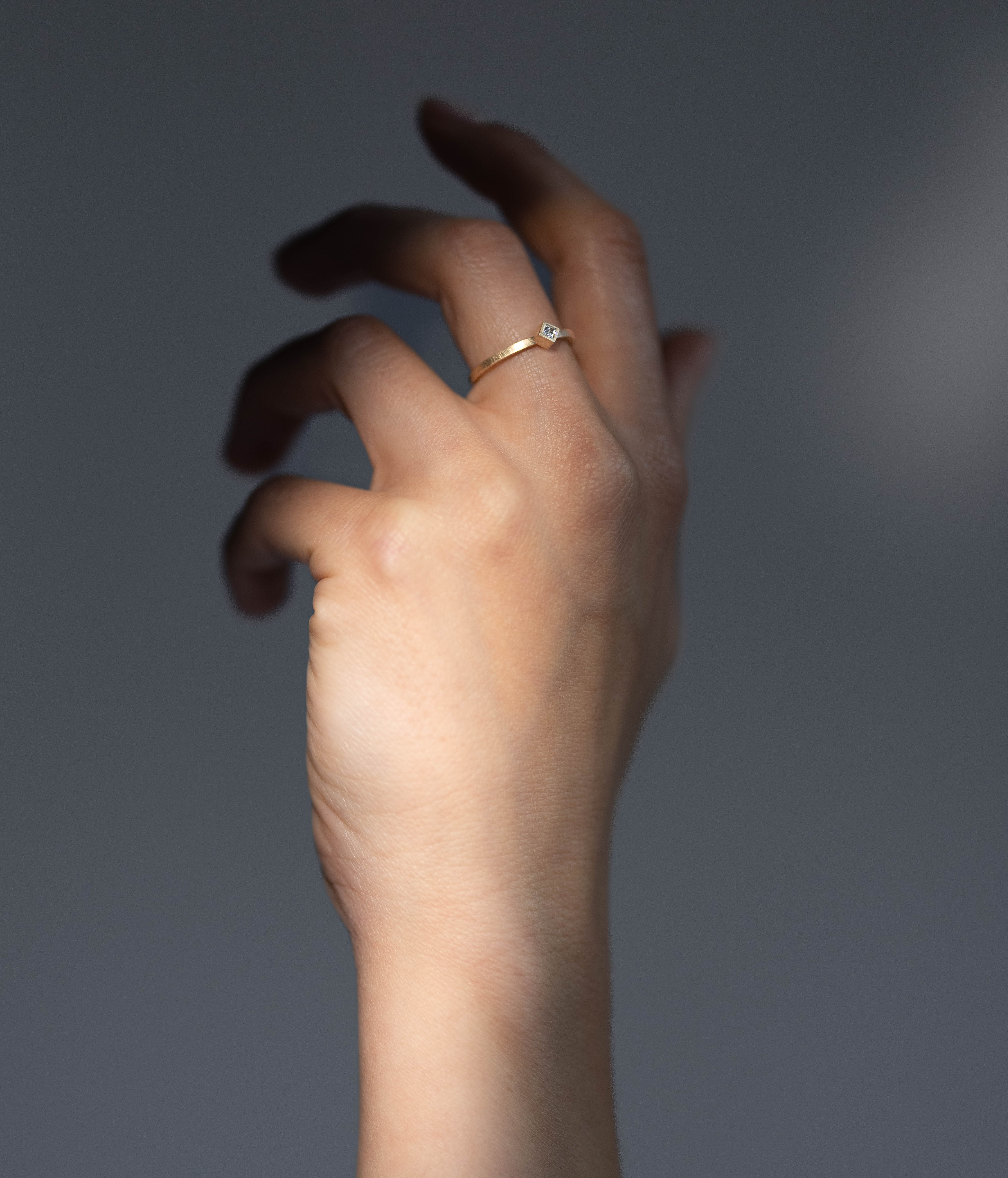 WÜRFEL DIAMANT RING 45°