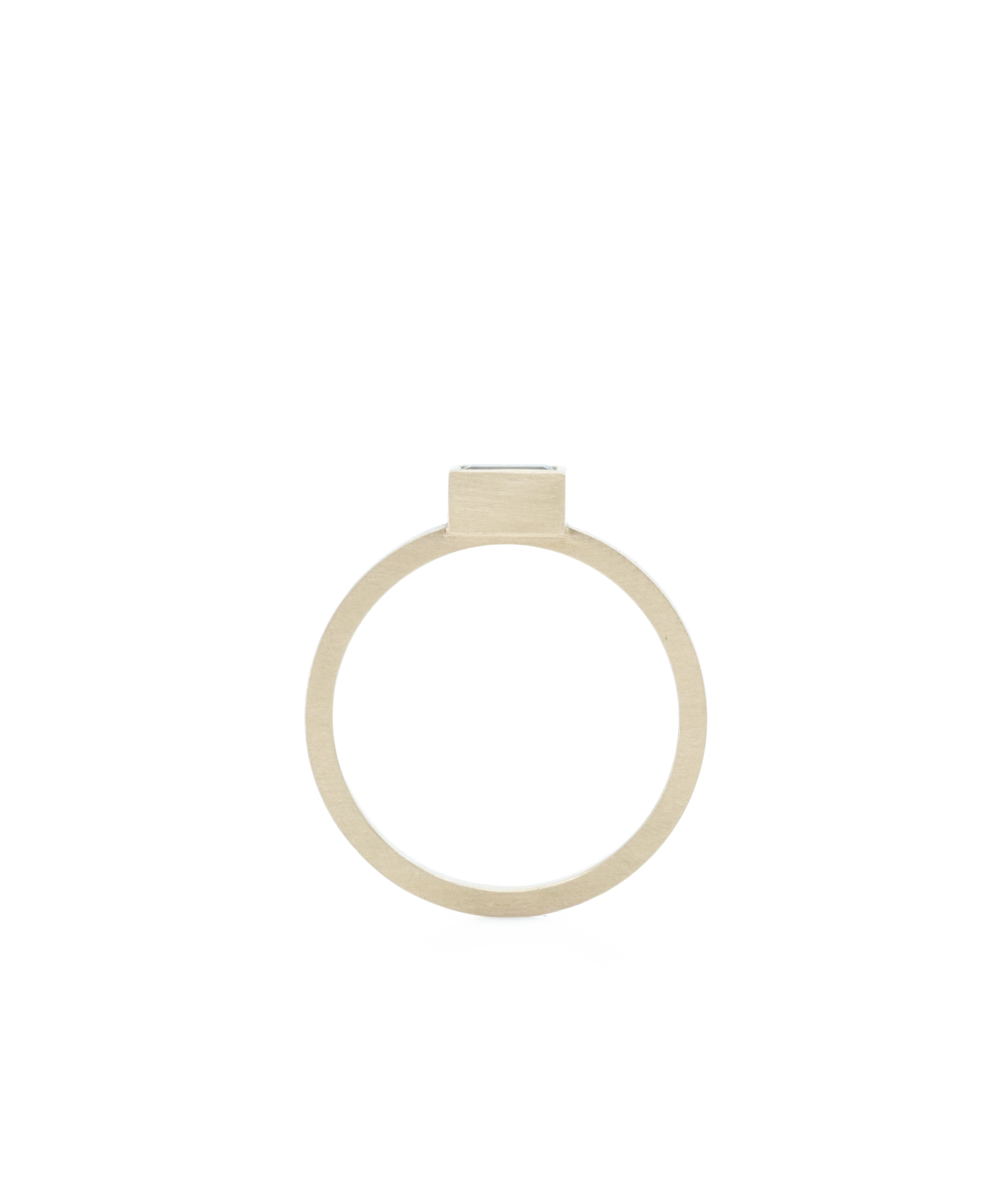BOX RING SPINELL GRAU