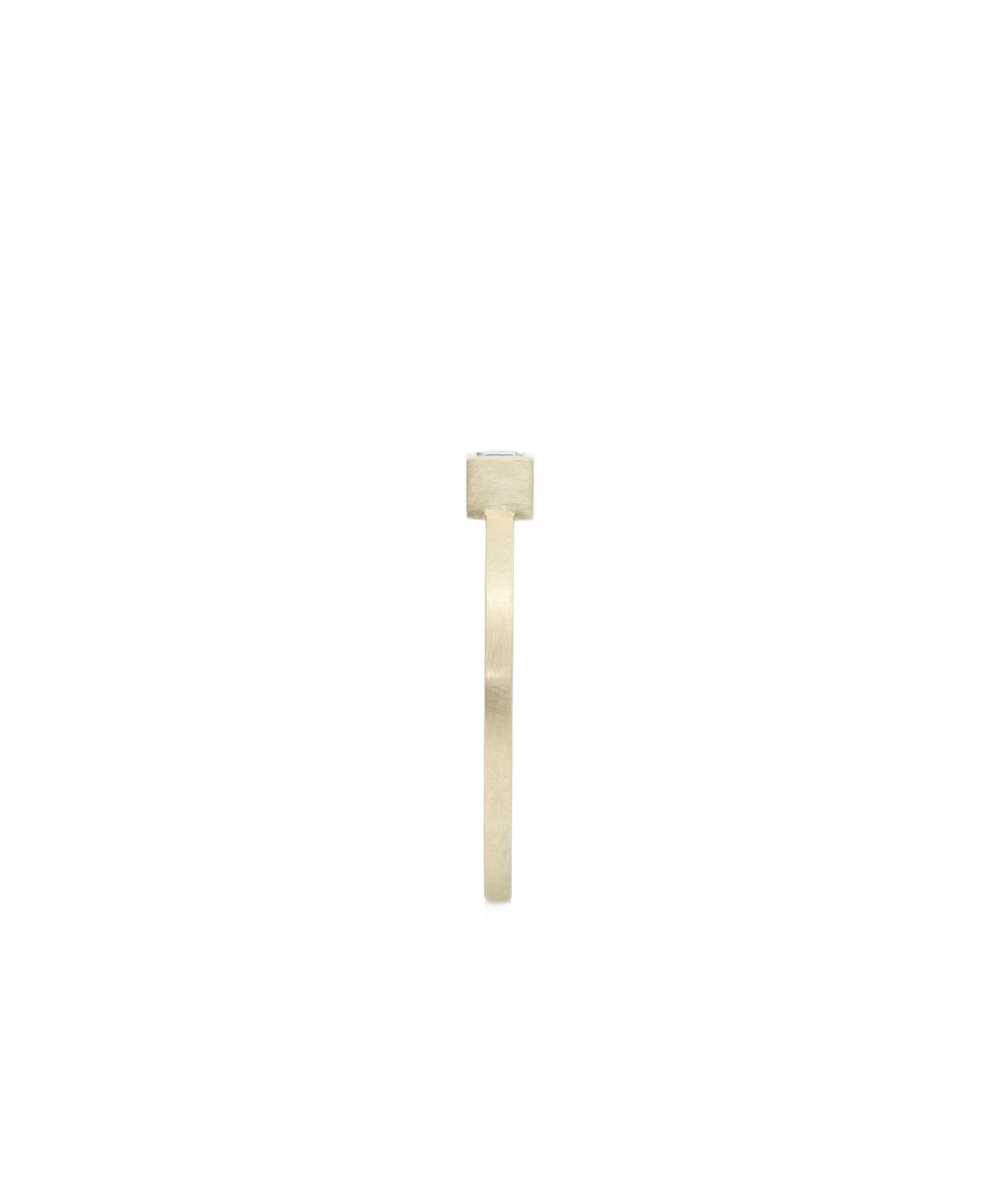 BOX RING SPINELL GRAU